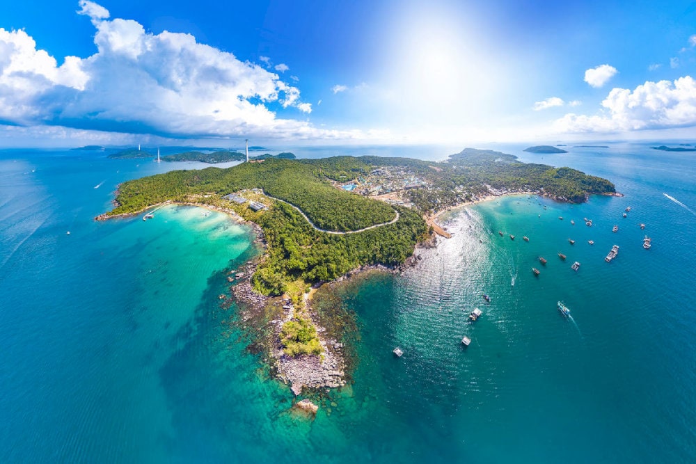 Phu Quoc welcomes citizens from around the world with its visa-free policy 